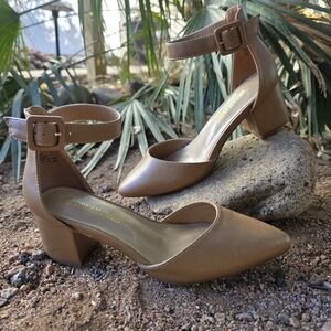 Dream Pairs Brown Pointed Toe Block Heel Ankle Strap Pumps